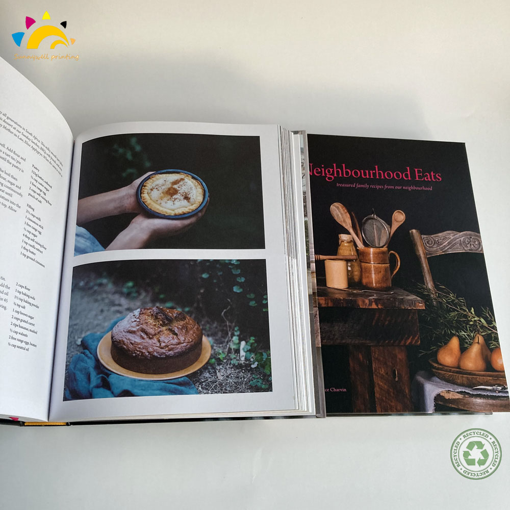 Книжная книга в твердом переплете
